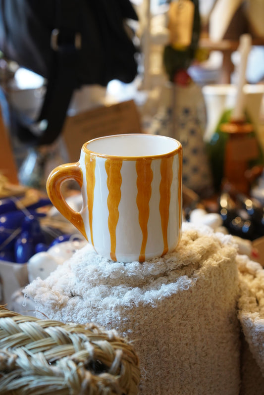 Taza Étnica Pintada a Mano