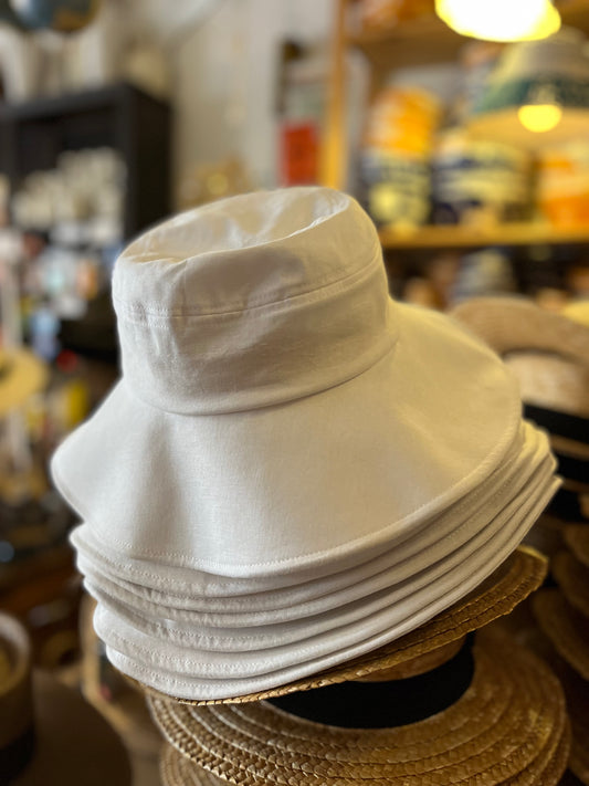 Gorro de algodón blanco mujer